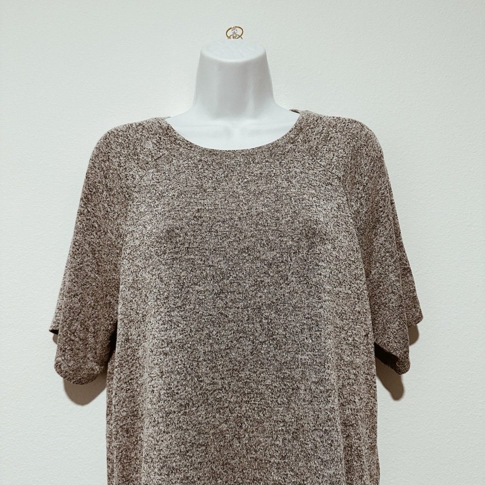 Cute knit blouse